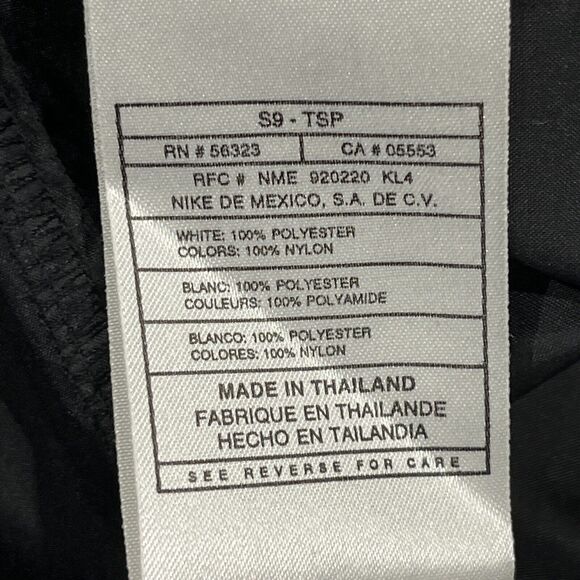 Nike Black and Red Windbreaker Jacket - Picture 11 of 12